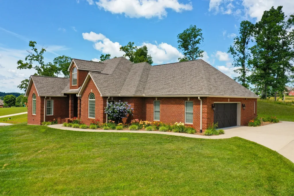 282 Canyon Drive London KY 40741