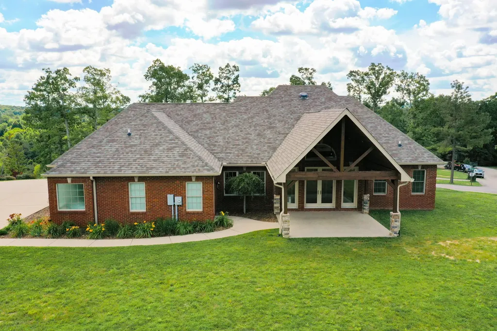 282 Canyon Drive London KY 40741