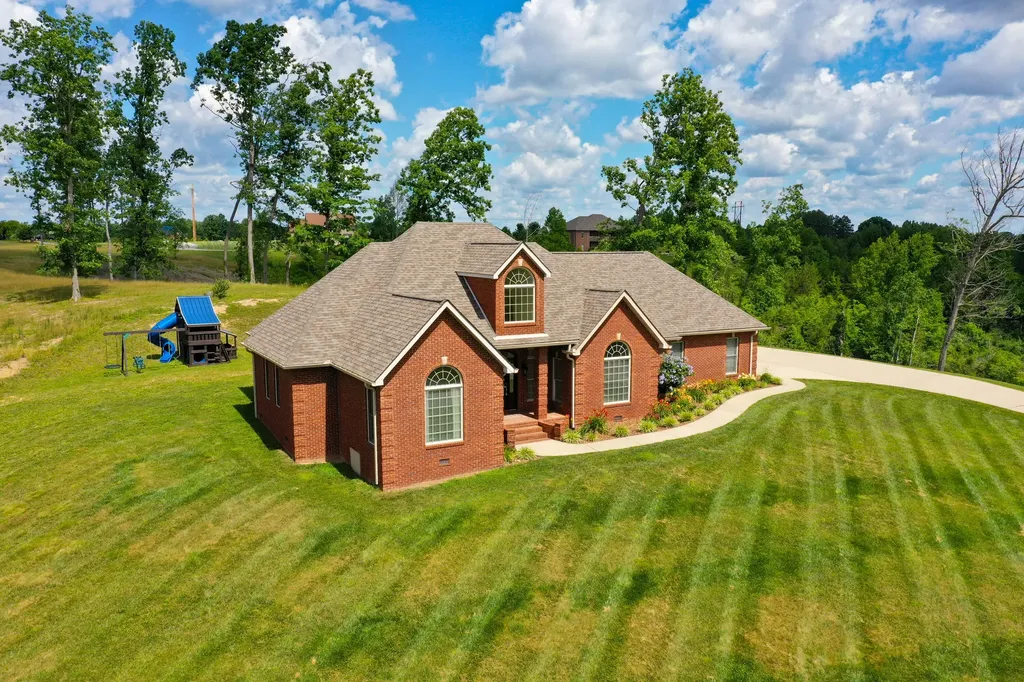 282 Canyon Drive London KY 40741