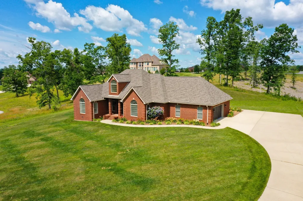 282 Canyon Drive London KY 40741
