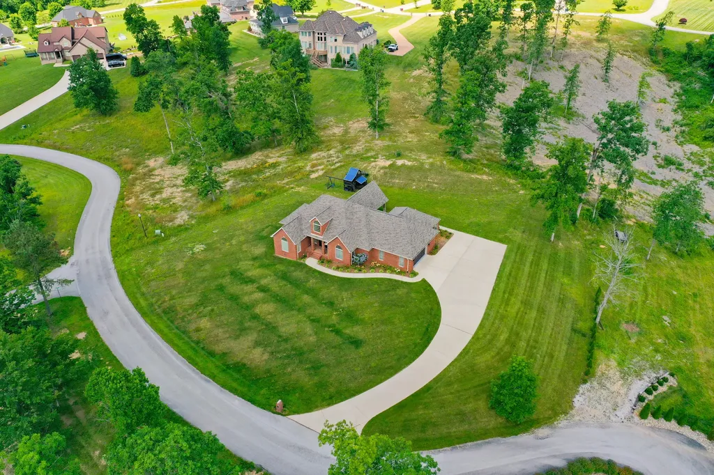 282 Canyon Drive London KY 40741
