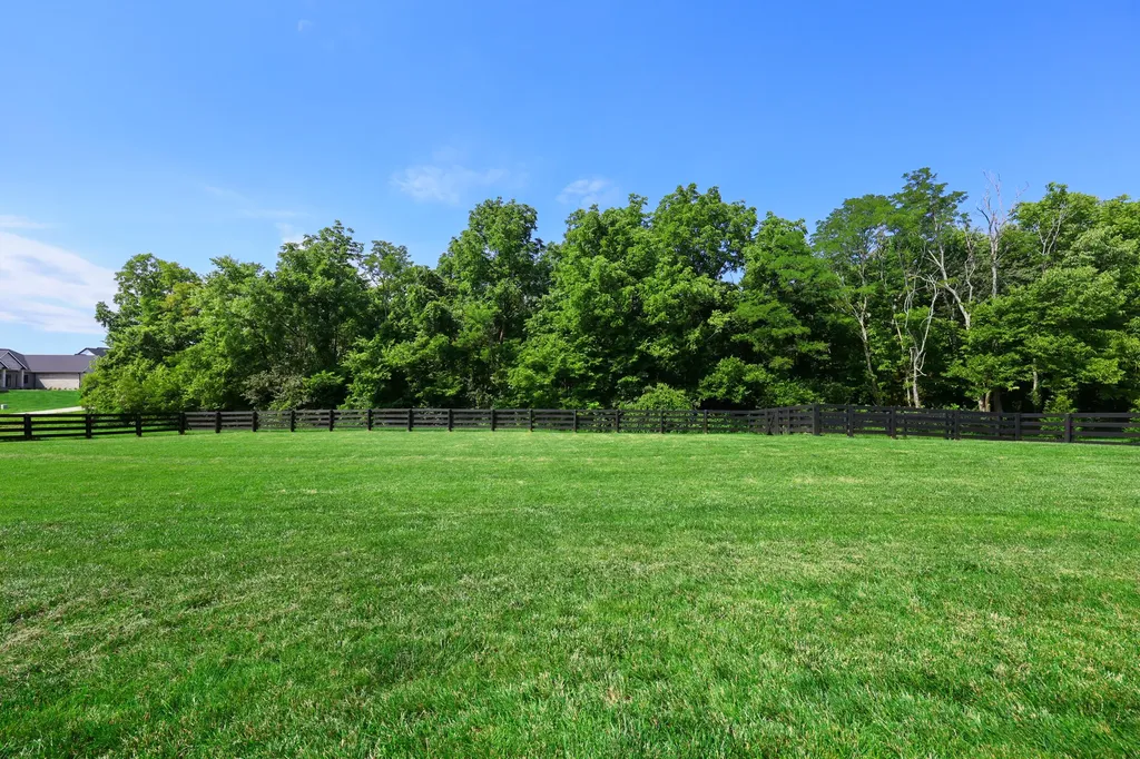 207 Grandview Trail Wilmore KY 40390