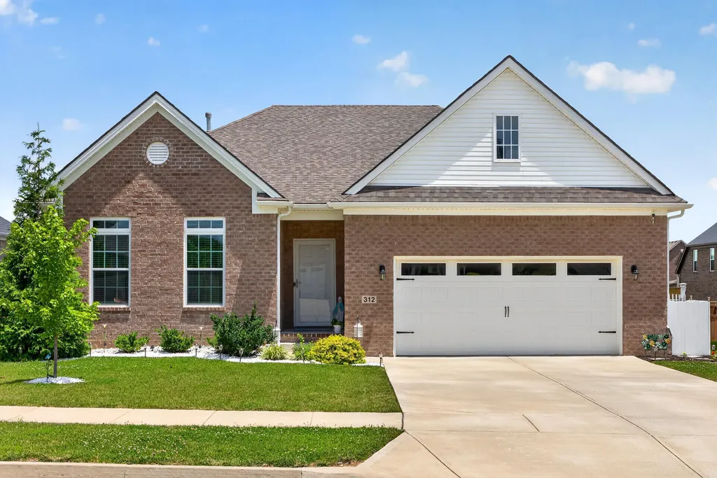 312 Fox Hollow Trail Nicholasville KY 40356