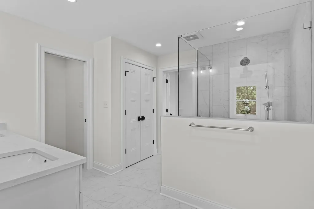 3521 Harper Woods Lane Lexington KY 40515