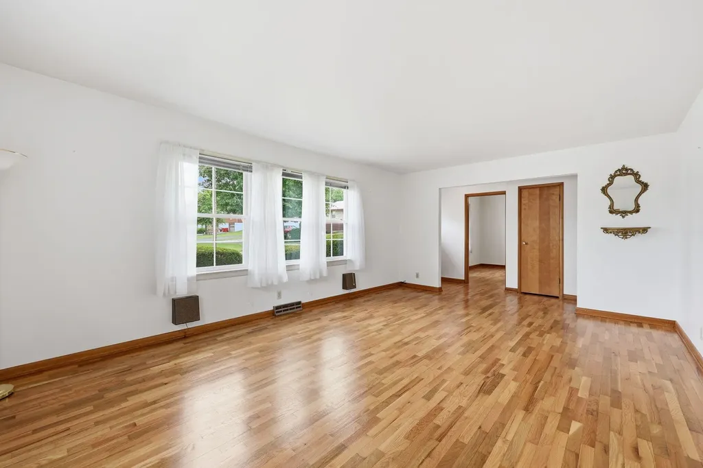102 Oxley Avenue Cynthiana KY 41031