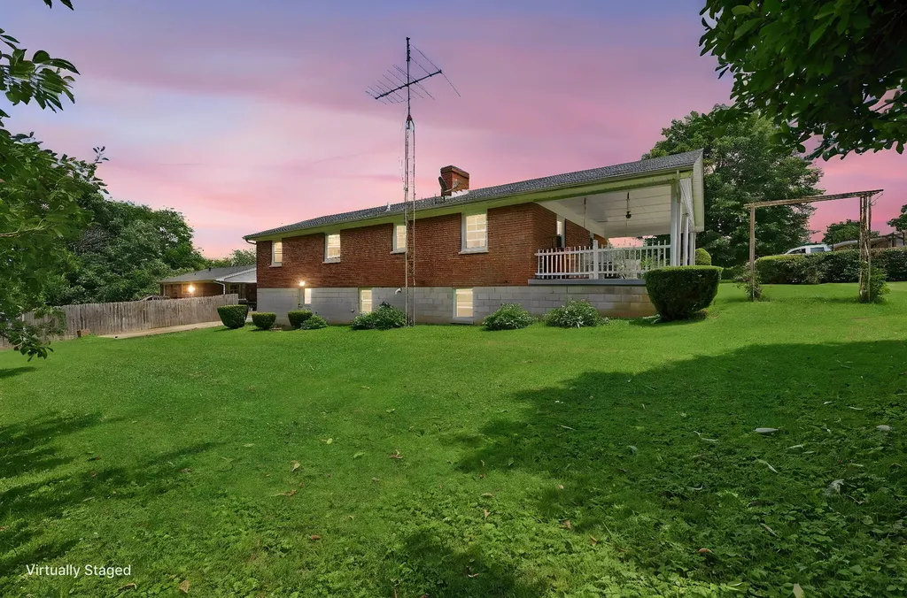 102 Oxley Avenue Cynthiana KY 41031
