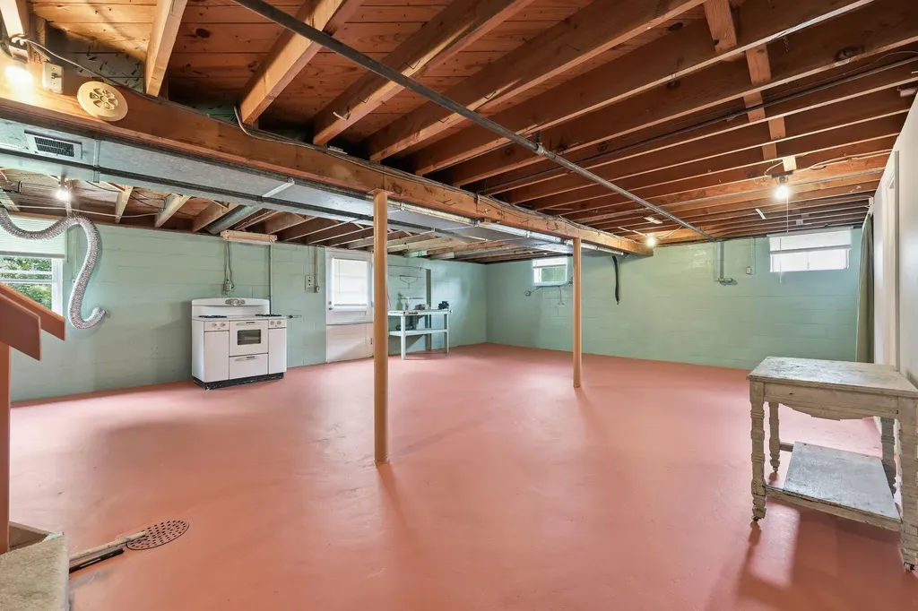 102 Oxley Avenue Cynthiana KY 41031