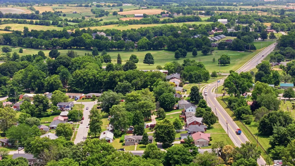 102 Oxley Avenue Cynthiana KY 41031