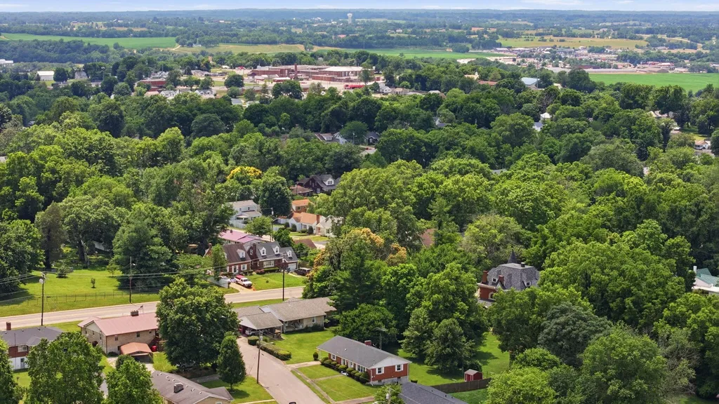 102 Oxley Avenue Cynthiana KY 41031