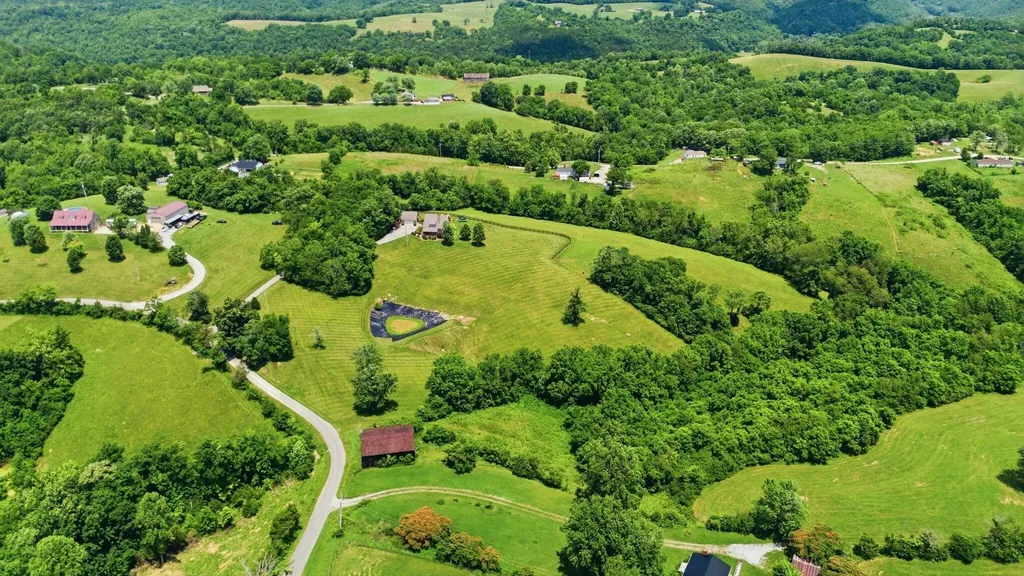 445 Charles White Road Richmond KY 40475