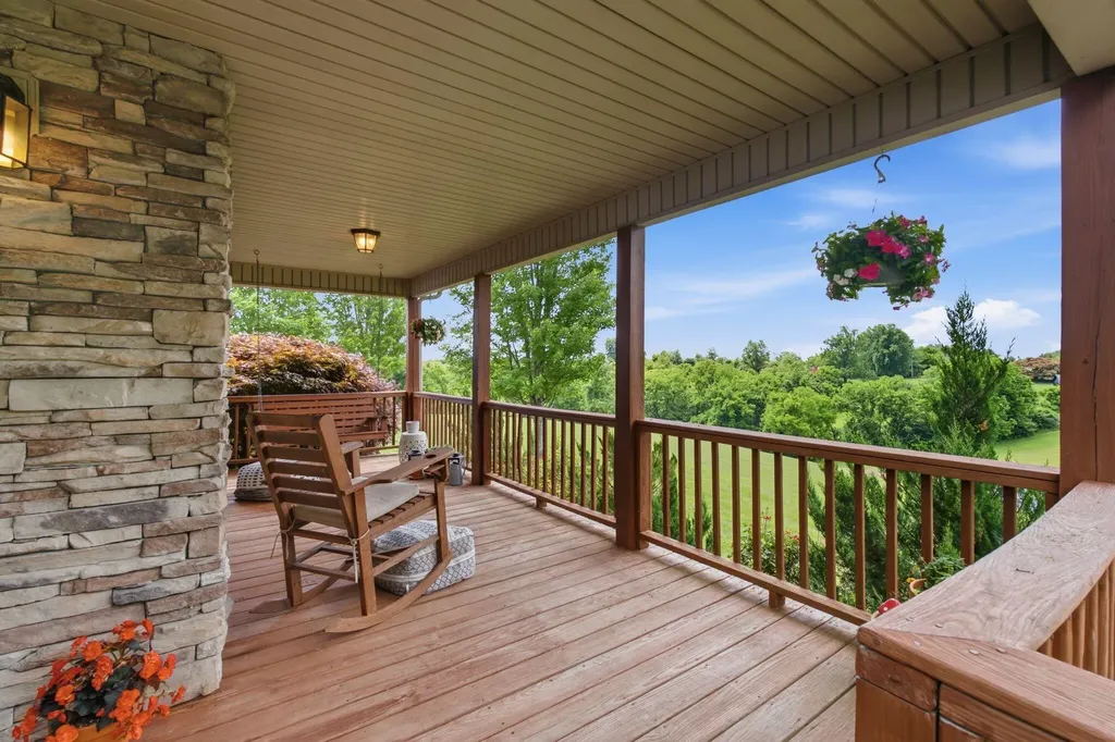 445 Charles White Road Richmond KY 40475