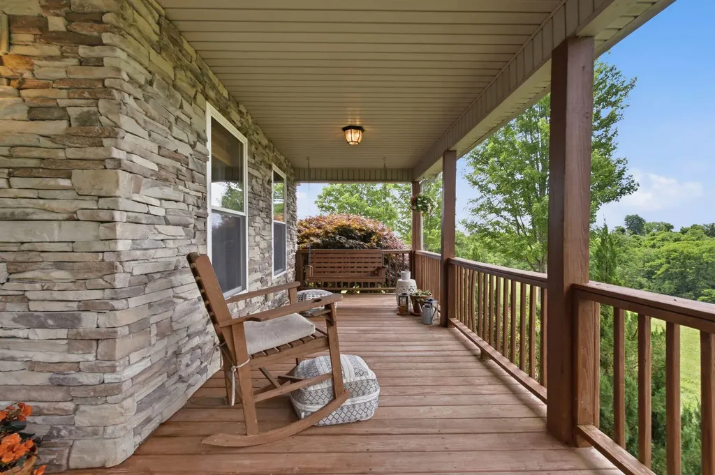 445 Charles White Road Richmond KY 40475