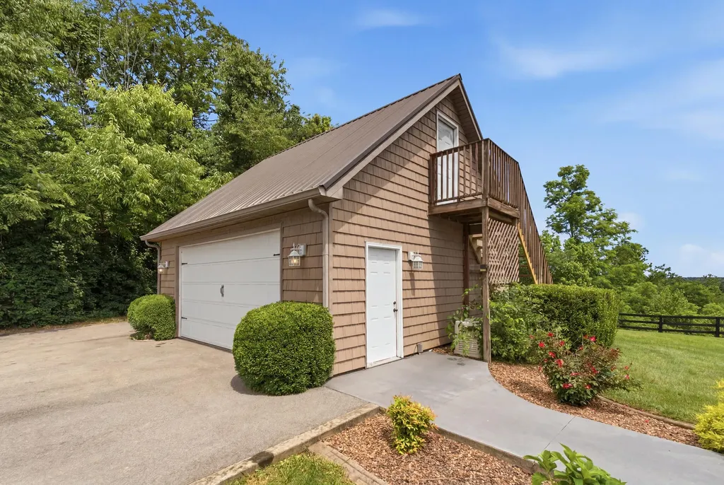 445 Charles White Road Richmond KY 40475
