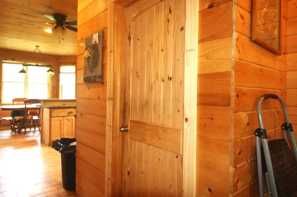212 Mills Creek Road Flat Lick KY 40935