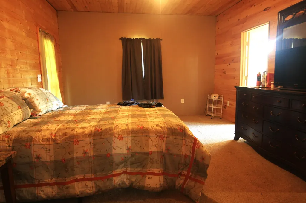 212 Mills Creek Road Flat Lick KY 40935