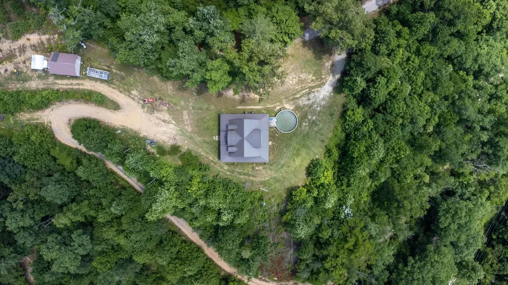 212 Mills Creek Road Flat Lick KY 40935