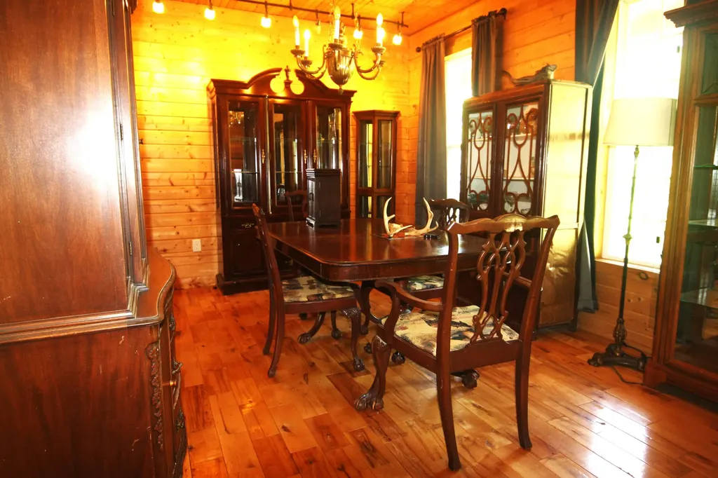 212 Mills Creek Road Flat Lick KY 40935