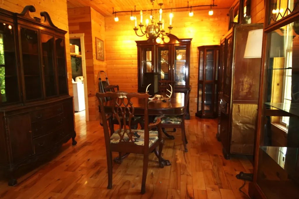 212 Mills Creek Road Flat Lick KY 40935