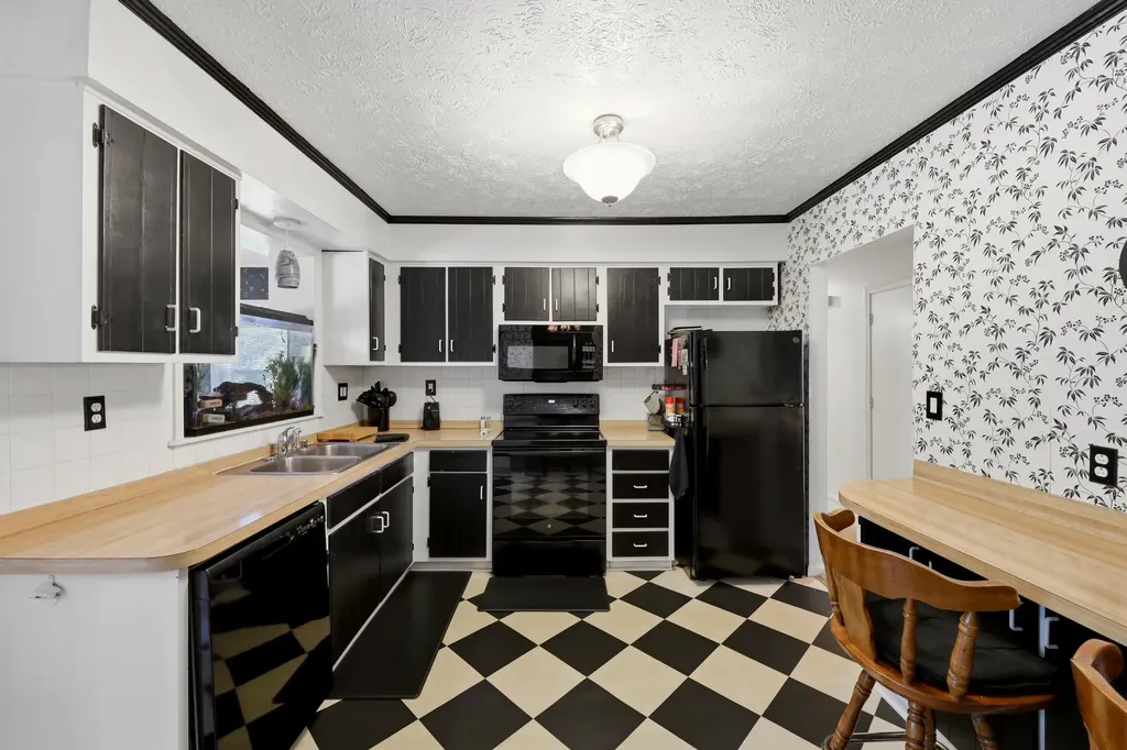 548 Cromwell Way Lexington KY 40503