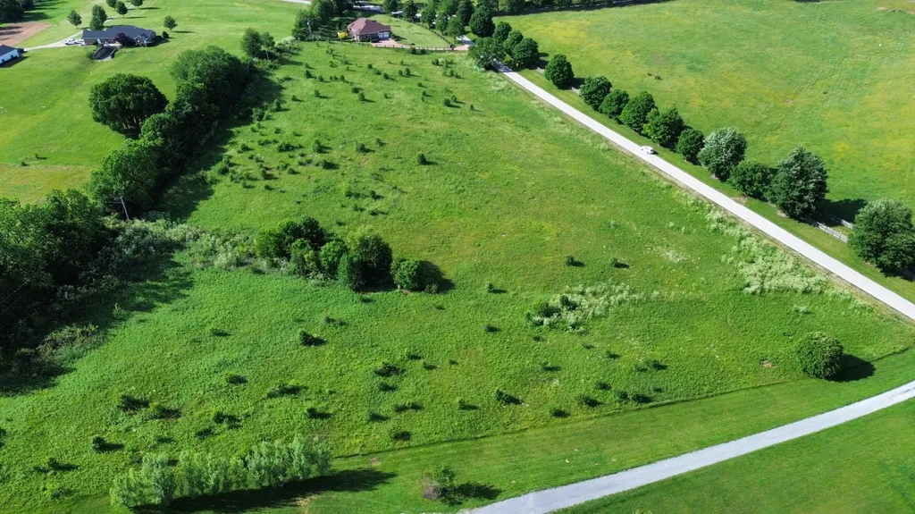 9A Walnut Grove Road Carlisle KY 40311