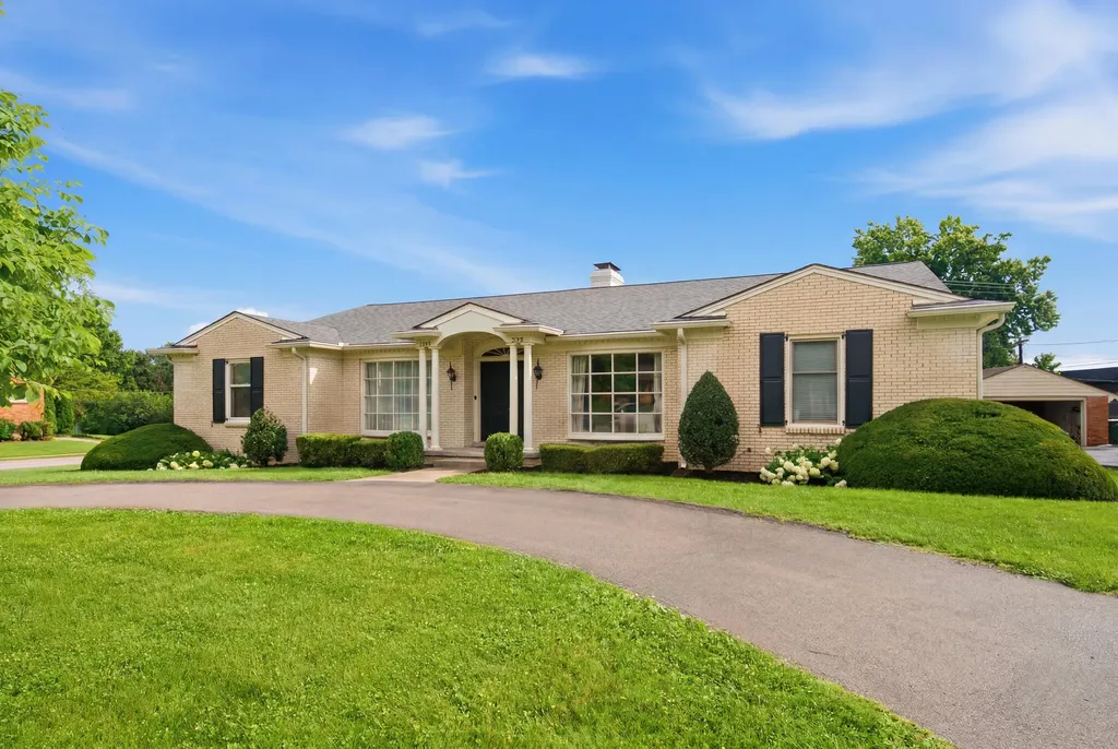 2037 Fontaine Road Lexington KY 40502