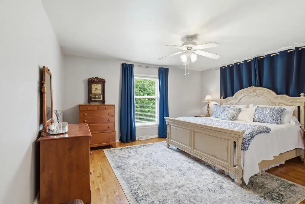 2037 Fontaine Road Lexington KY 40502