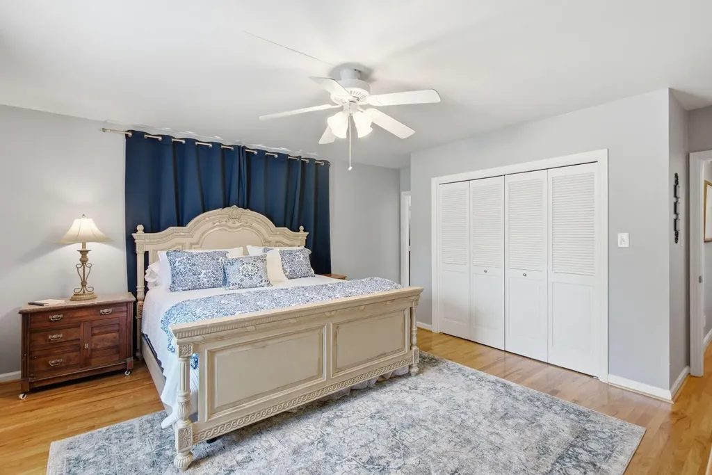 2037 Fontaine Road Lexington KY 40502
