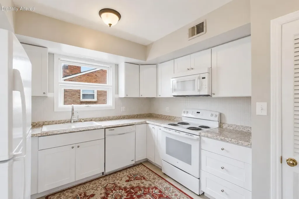 2037 Fontaine Road Lexington KY 40502