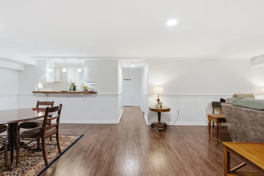2037 Fontaine Road Lexington KY 40502