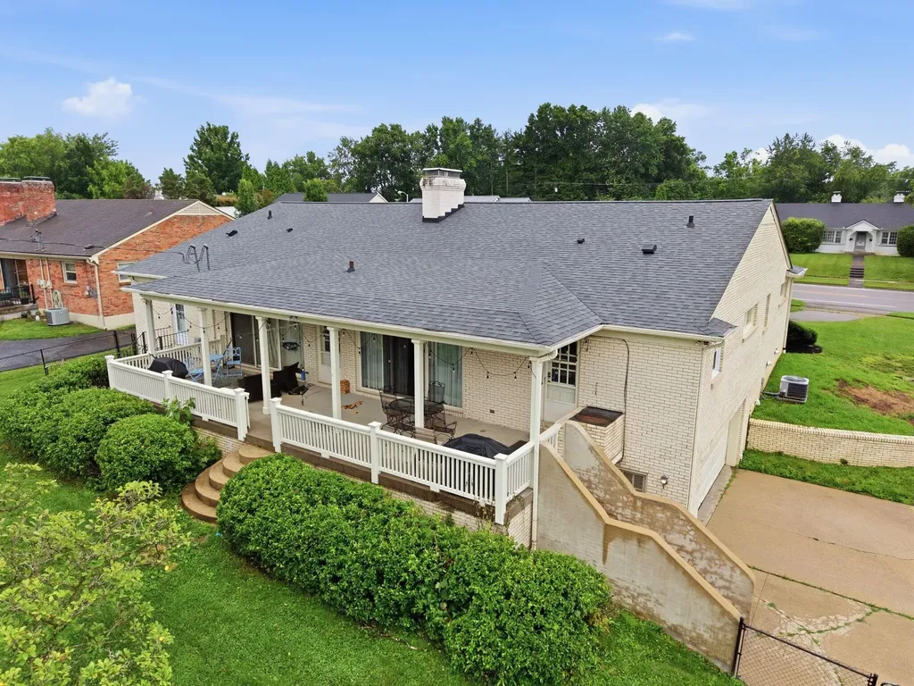 2037 Fontaine Road Lexington KY 40502