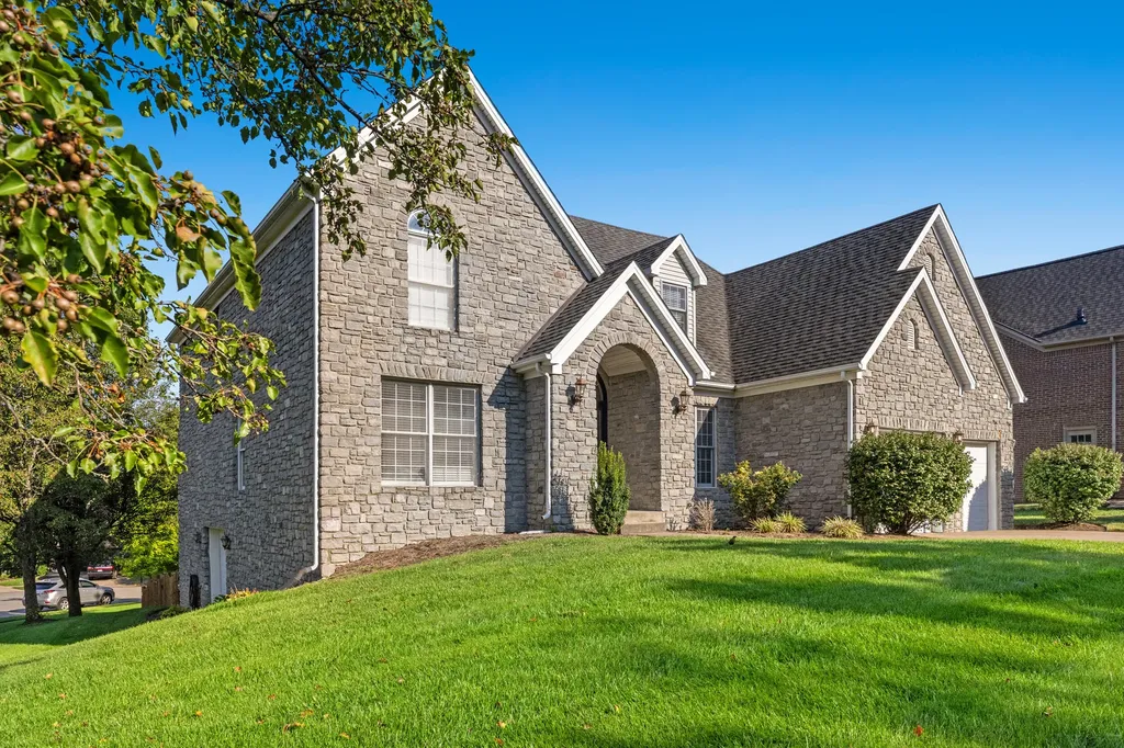 501 Lake Valley Drive Lexington KY 40509