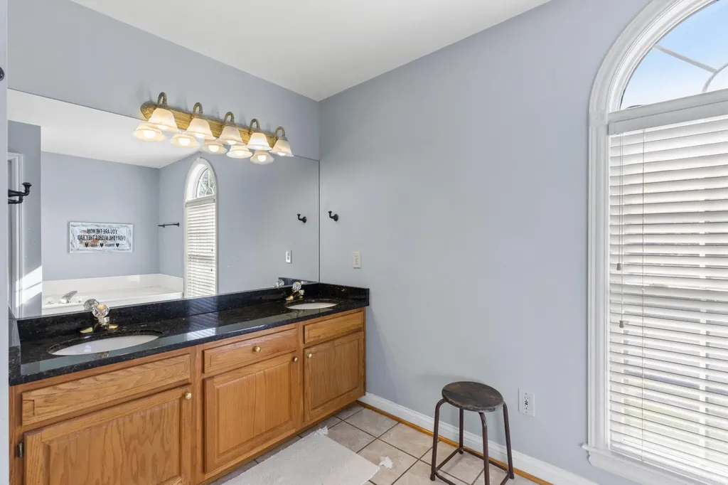 501 Lake Valley Drive Lexington KY 40509