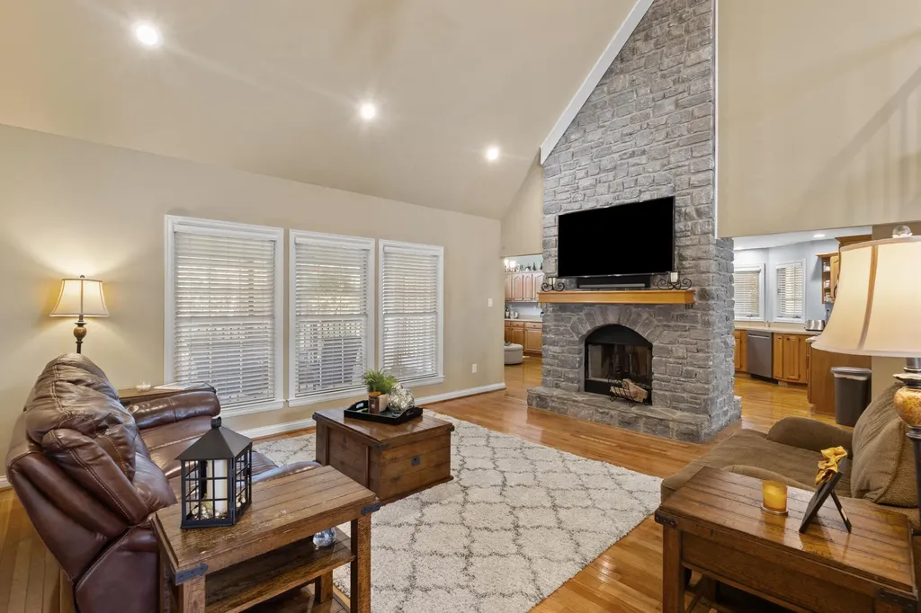 501 Lake Valley Drive Lexington KY 40509