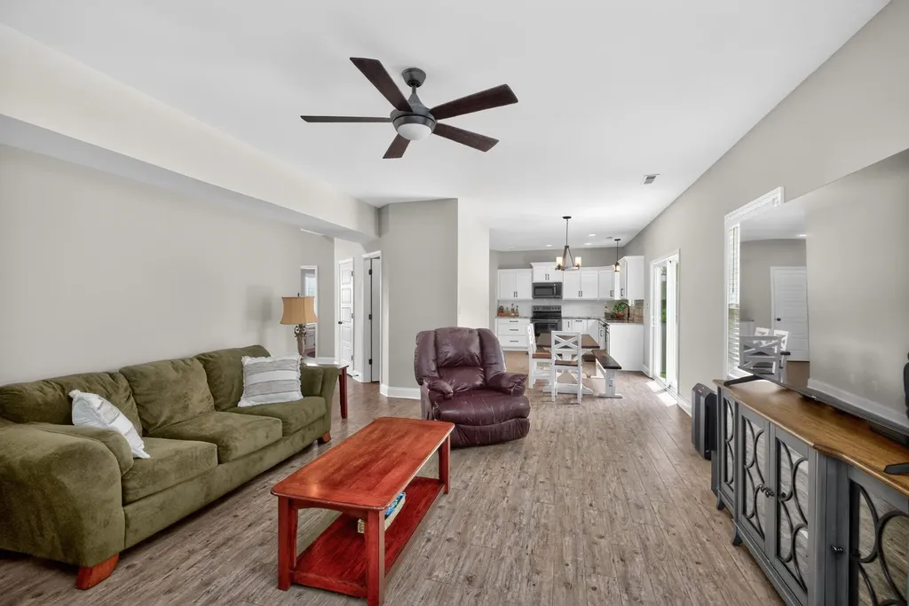 1184 Orchard Drive Nicholasville KY 40356