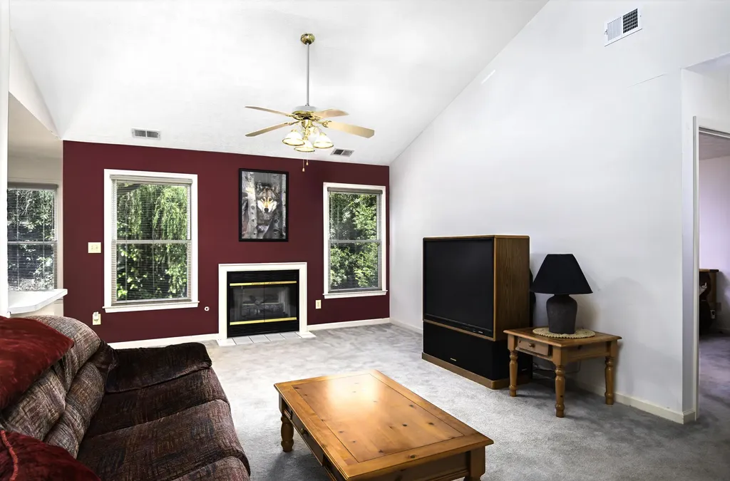 345 Chestnut Lane Versailles KY 40383