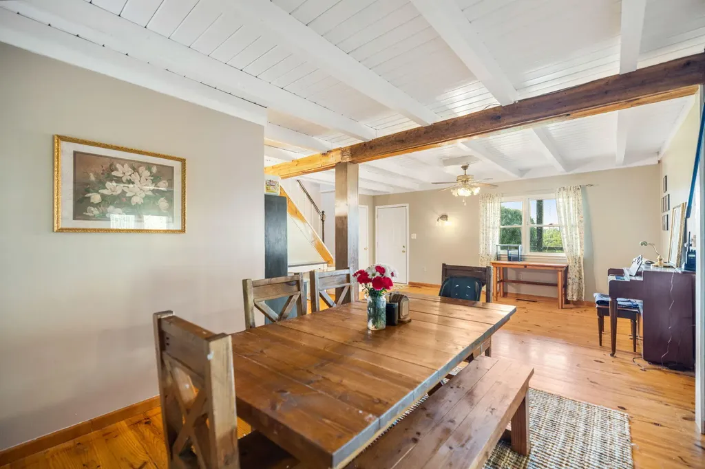 69 Hill Crest Lane Wellington KY 40387
