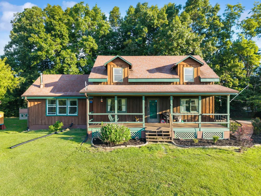 69 Hill Crest Lane Wellington KY 40387