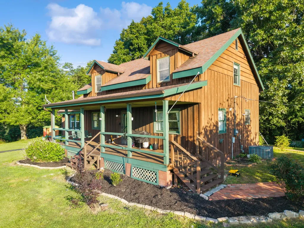 69 Hill Crest Lane Wellington KY 40387