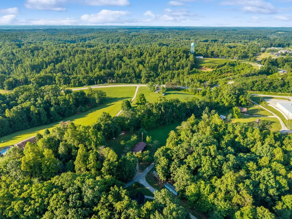 69 Hill Crest Lane Wellington KY 40387