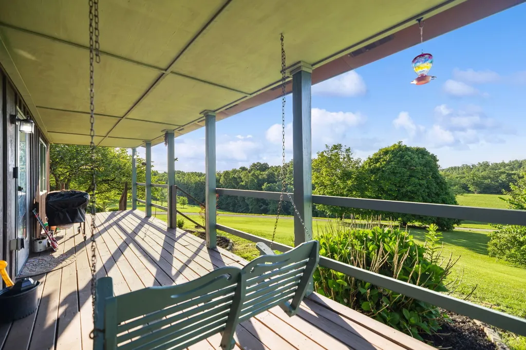69 Hill Crest Lane Wellington KY 40387