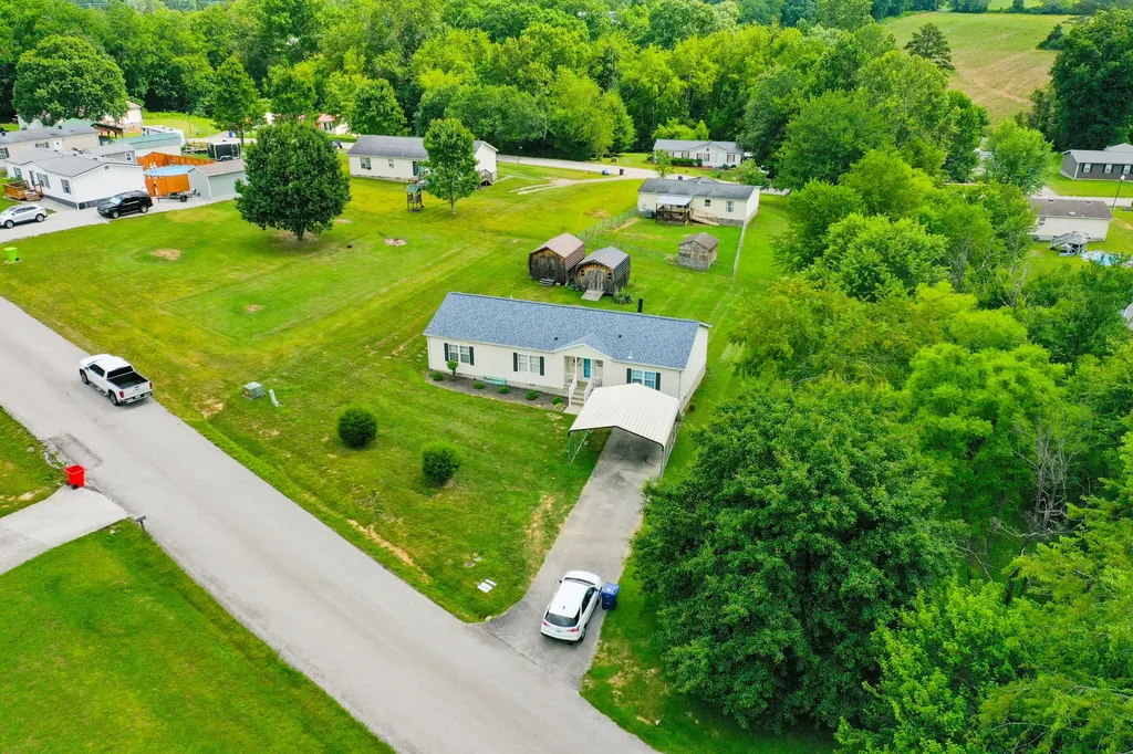 323 Sunny Brook Circle London KY 40744