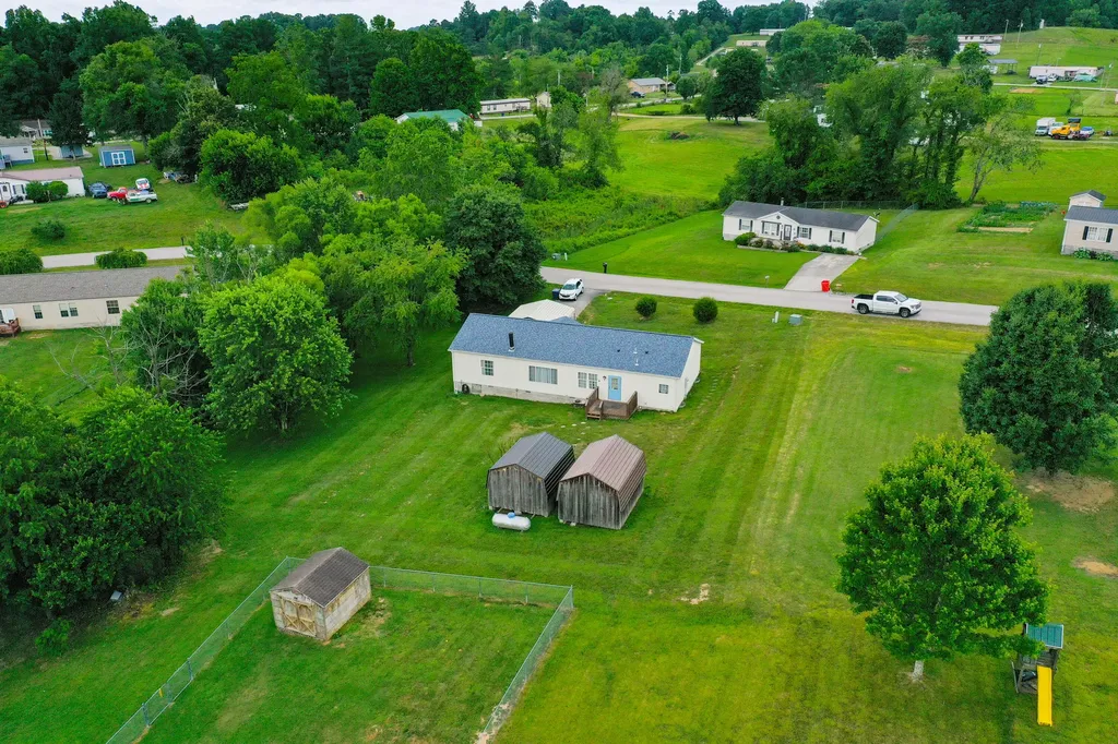 323 Sunny Brook Circle London KY 40744