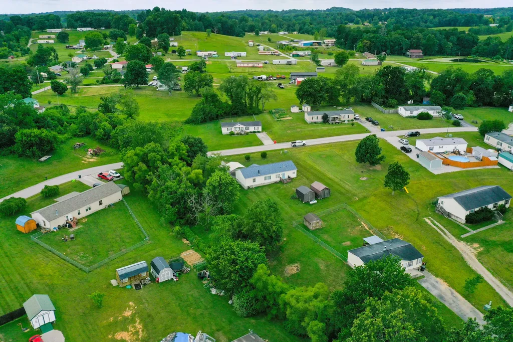 323 Sunny Brook Circle London KY 40744