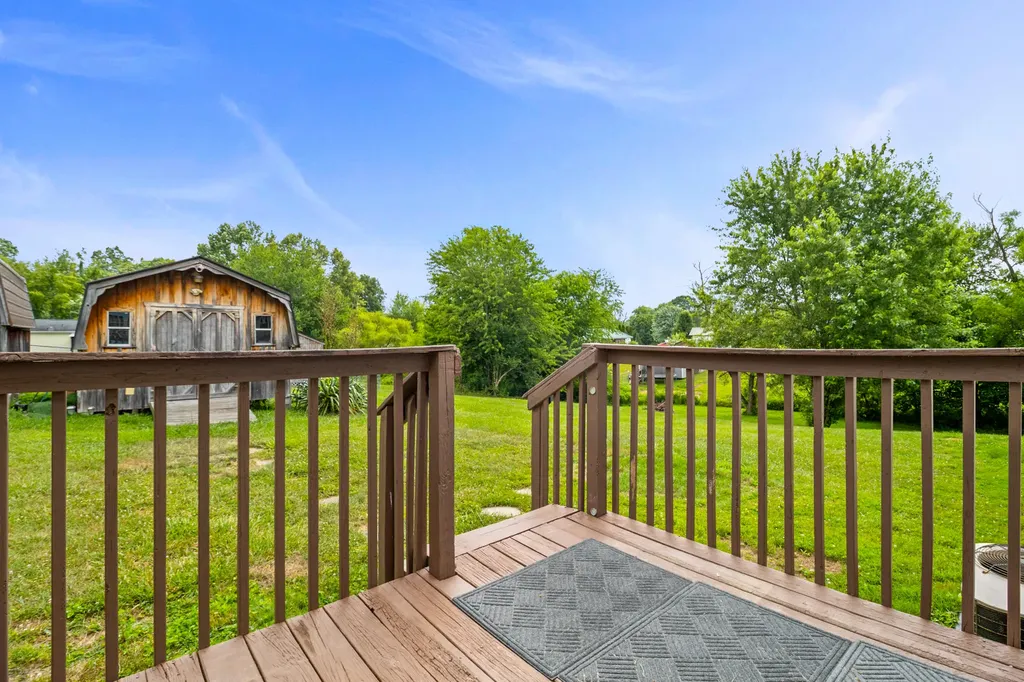 323 Sunny Brook Circle London KY 40744
