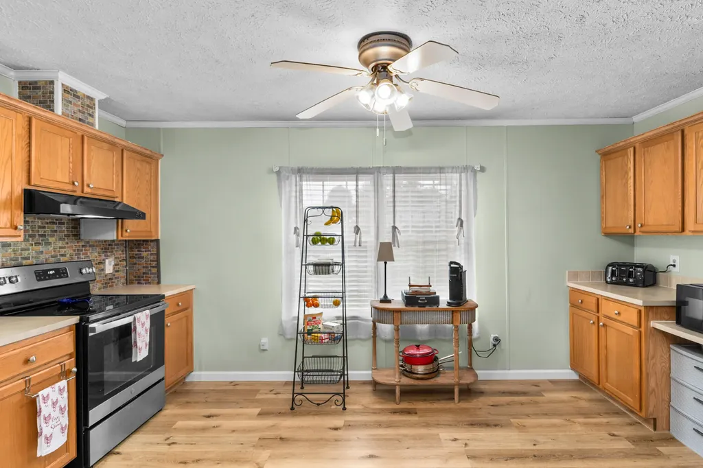 323 Sunny Brook Circle London KY 40744