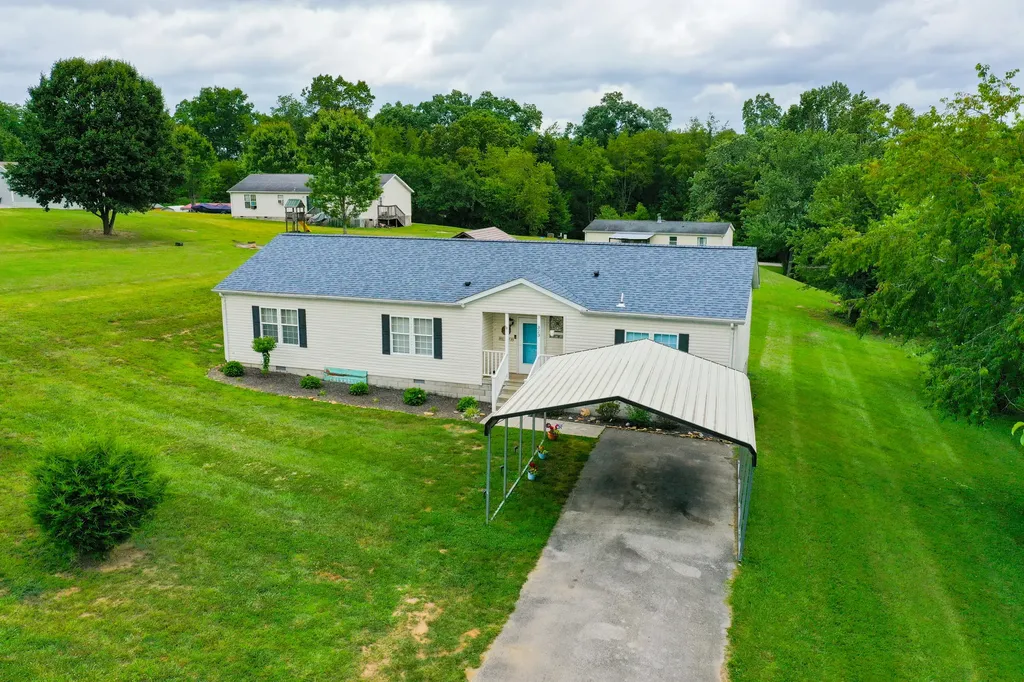 323 Sunny Brook Circle London KY 40744