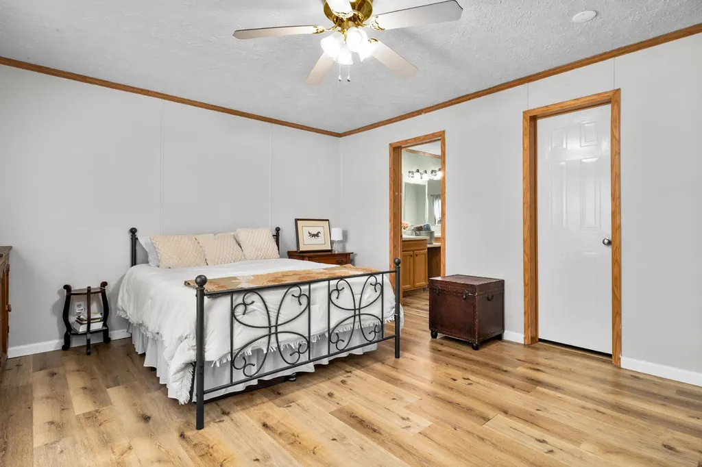 323 Sunny Brook Circle London KY 40744