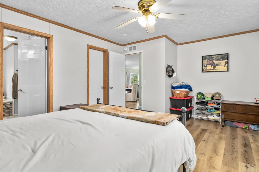 323 Sunny Brook Circle London KY 40744