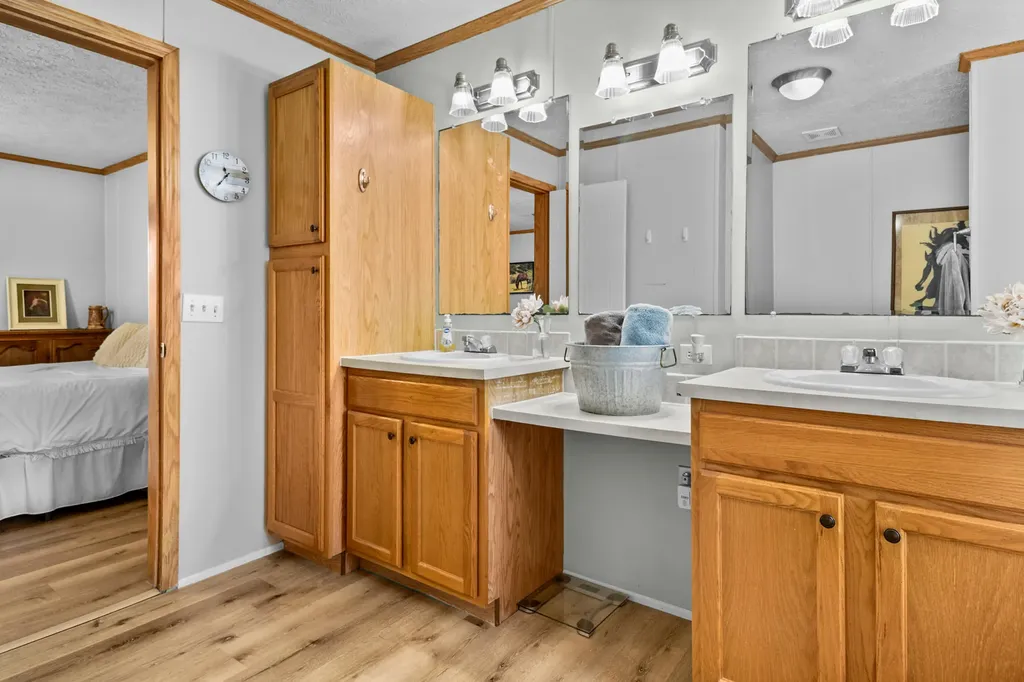 323 Sunny Brook Circle London KY 40744