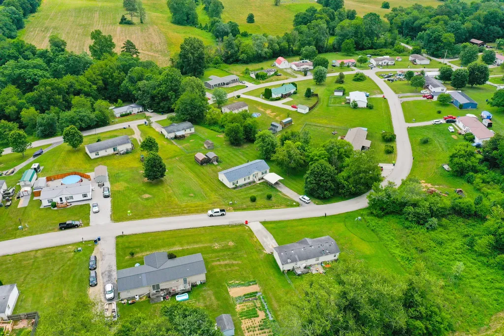 323 Sunny Brook Circle London KY 40744